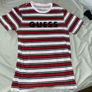 Medium Guess shirt